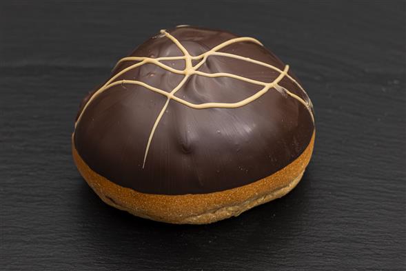 Fastelavnsbolle m. Romkaramel & mørk chokolade  sarah bernardt